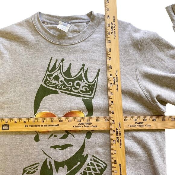 Ruth Bader Ginsburg Sweatshirt Womens Medium Grey Graphic Long Sleeve Pullover - Picture 6 of 6